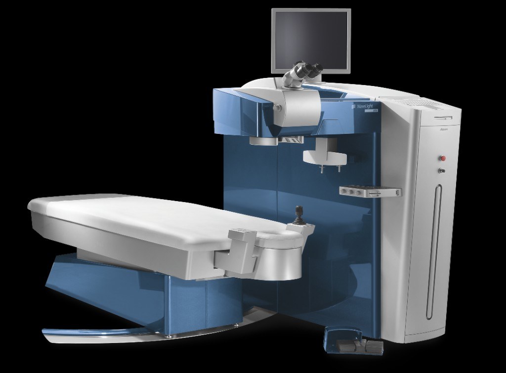 Alcon WaveLight EX500 excimer laser
